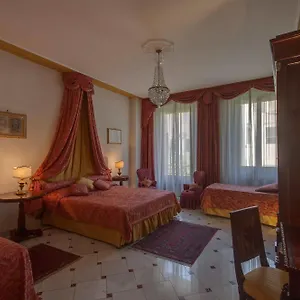 Bed & Breakfast Dream Domus, Florence
